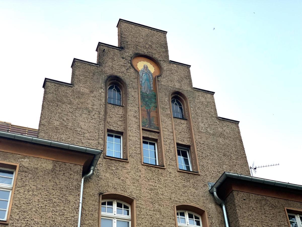 Domus Mariae Gietrzwald Hostel ภายนอก รูปภาพ